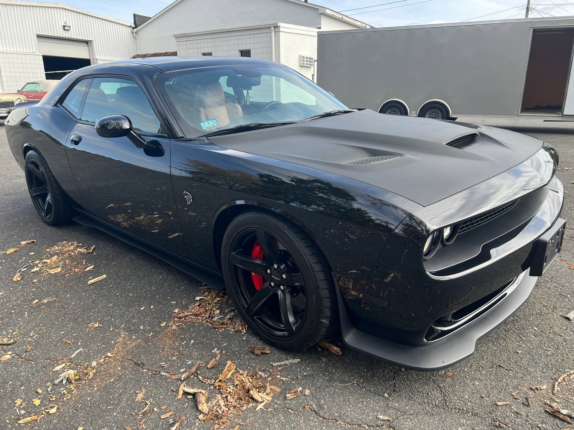 Used 2017 Dodge Challenger SRT Hellcat image 9