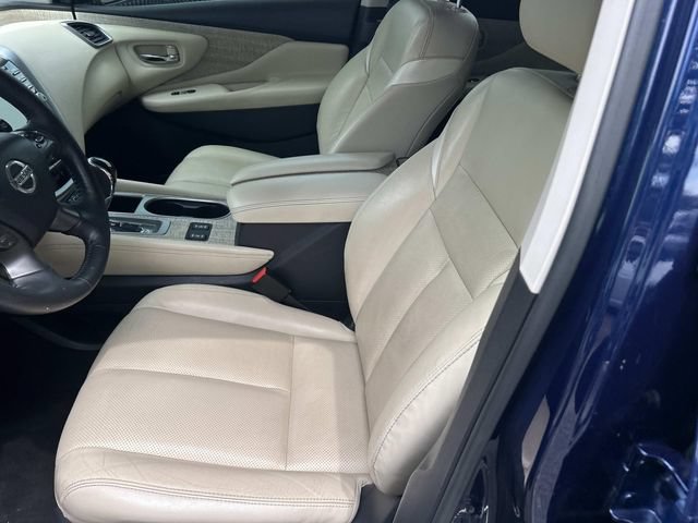 Used 2020 Nissan Murano SL w/ Moonroof Package AWD/4WD image 16