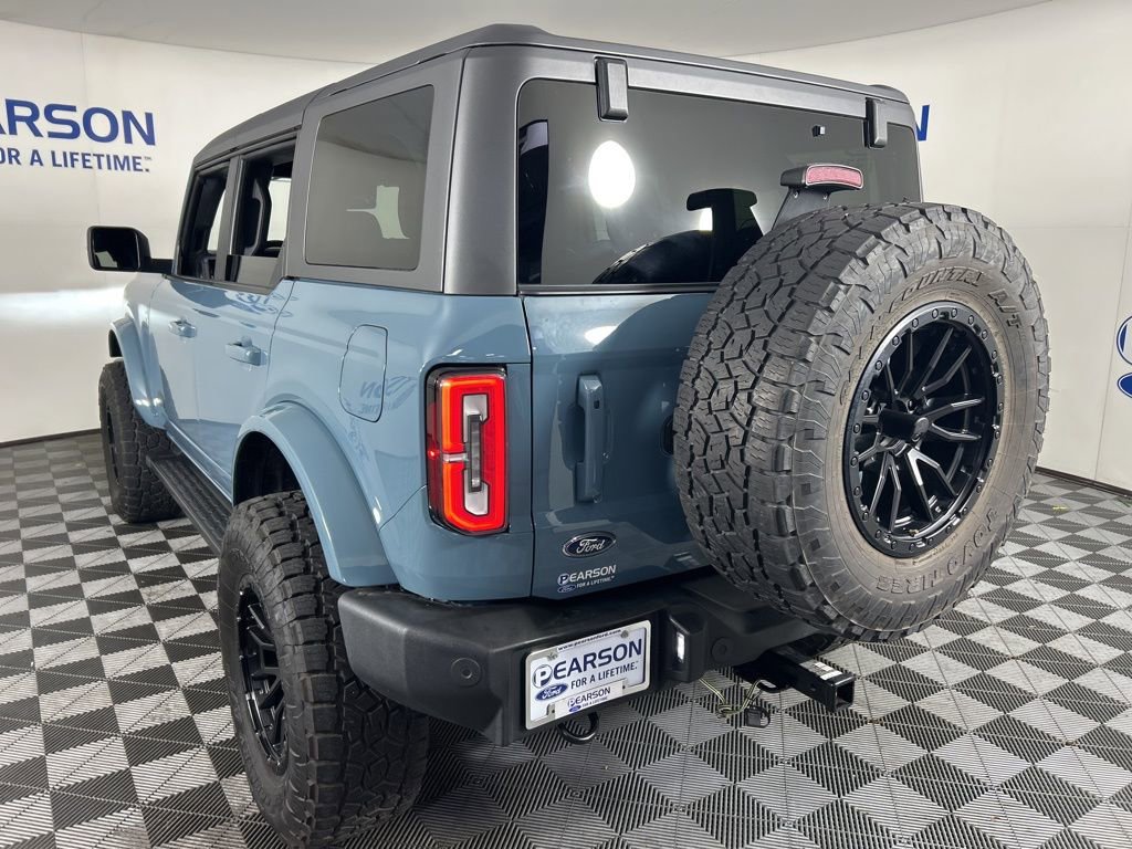 Used 2023 Ford Bronco Outer Banks image 11