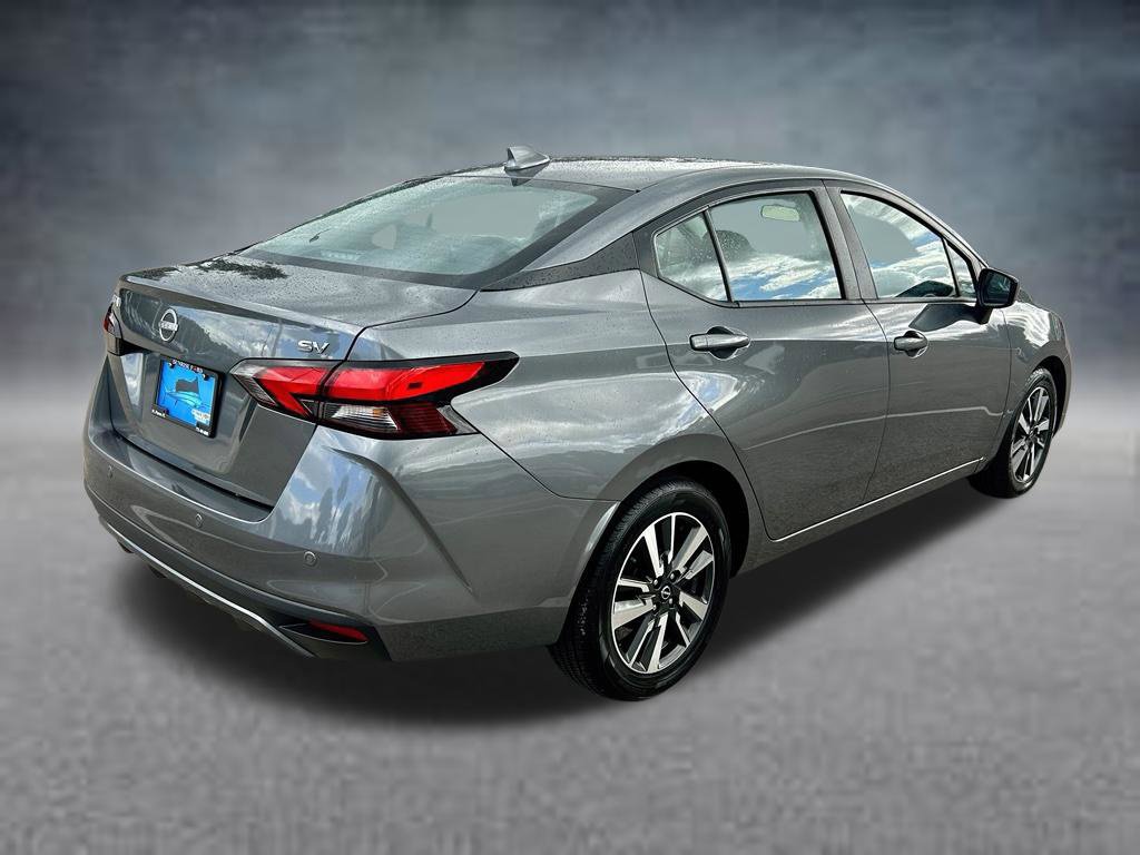 Used 2024 Nissan Versa SV FWD image 5