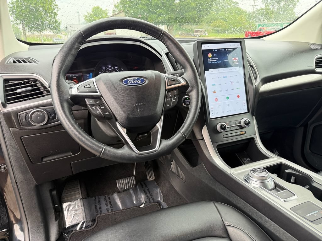 Used 2024 Ford Edge SEL AWD/4WD image 17