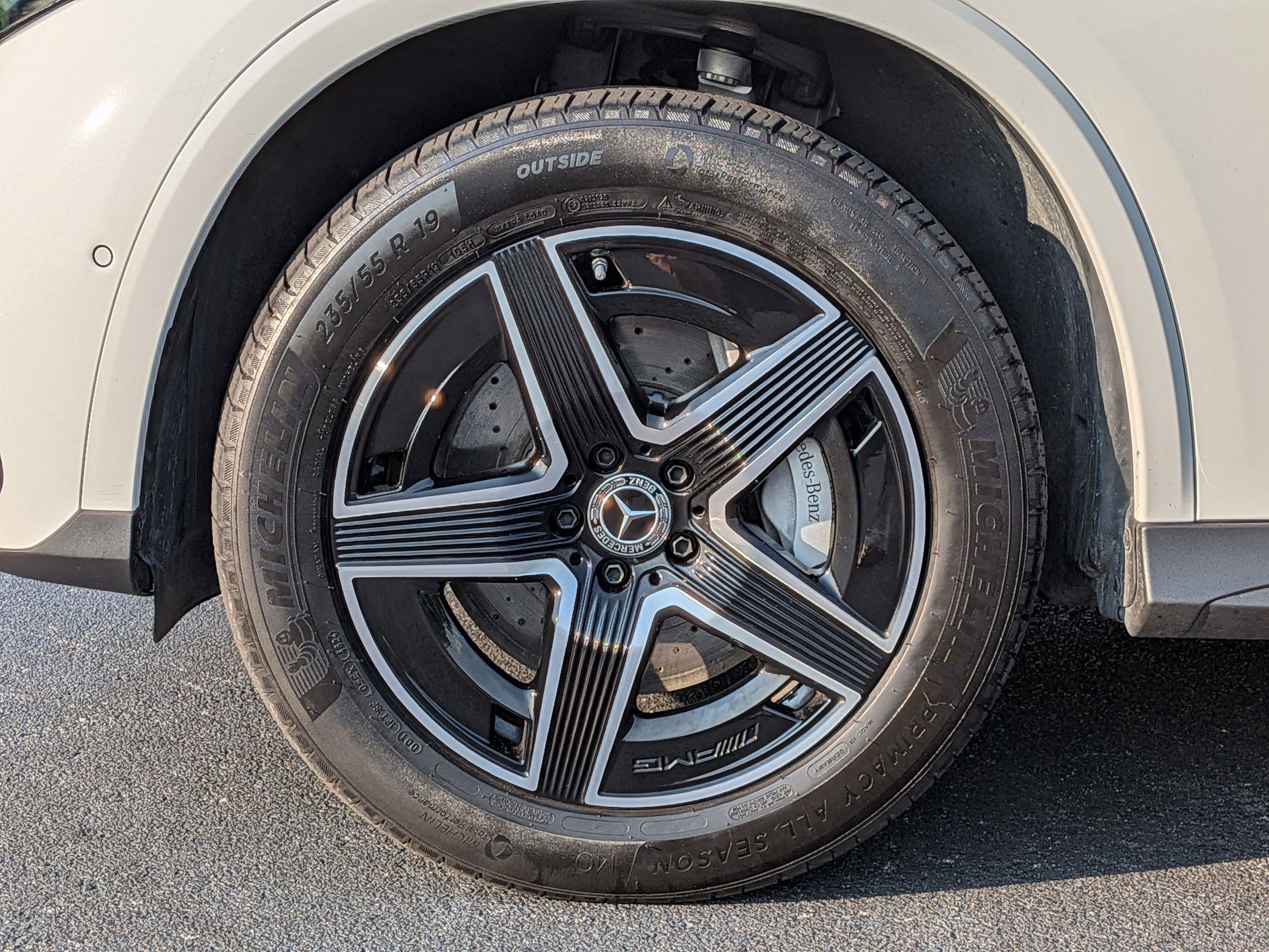 Certified 2025 Mercedes-Benz GLC 300 4MATIC w/ AMG Line image 13