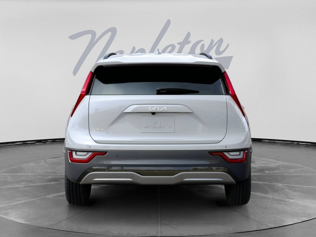 New 2026 Kia Niro Wave w/ Wave Preserve Package FWD image 16