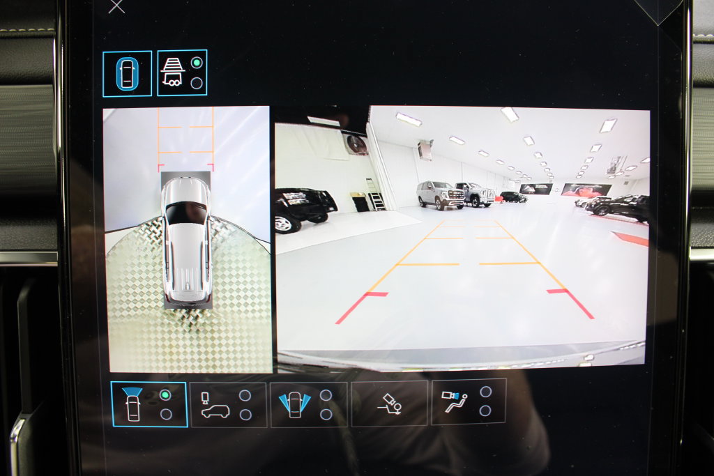 New 2027 GMC Acadia Elevation w/ Elevation Premium Package AWD/4WD image 5