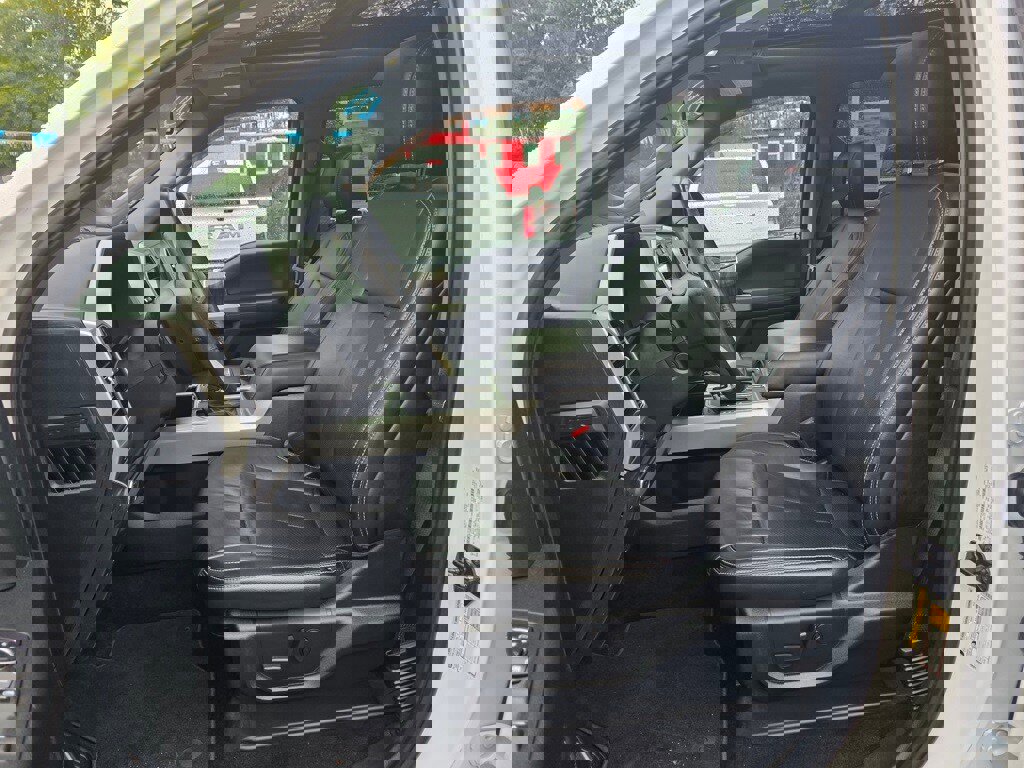 Used 2020 Ford F150 Lariat w/ Equipment Group 502A Luxury image 7