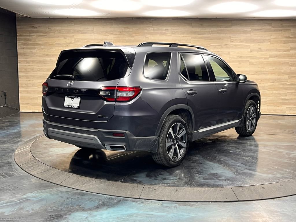 Used 2025 Honda Pilot Touring image 28