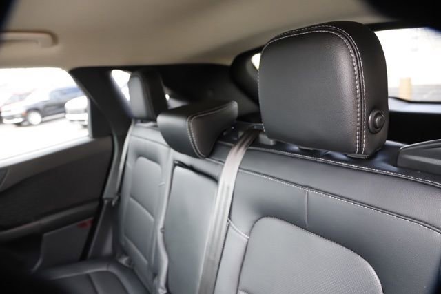 Used 2020 Ford Escape SEL image 17