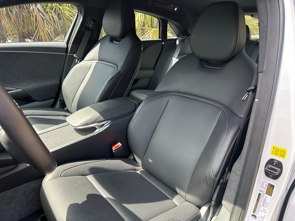 Used 2023 Lucid Air Pure image 14