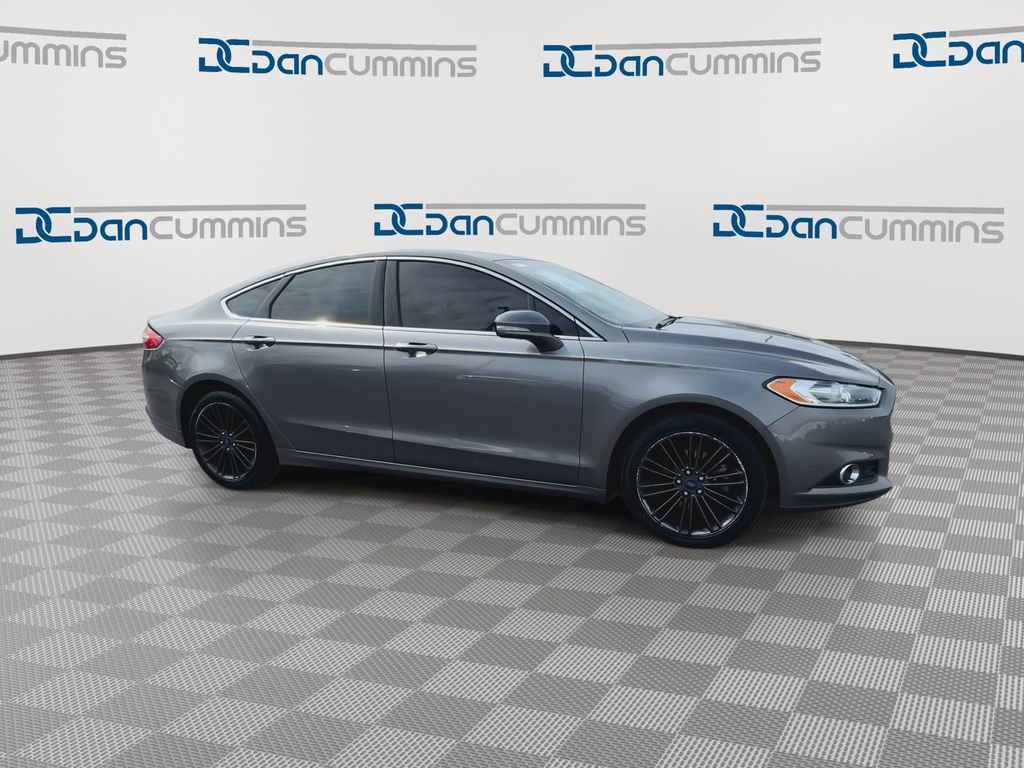Used 2014 Ford Fusion SE w/ Equipment Group 202A image 9