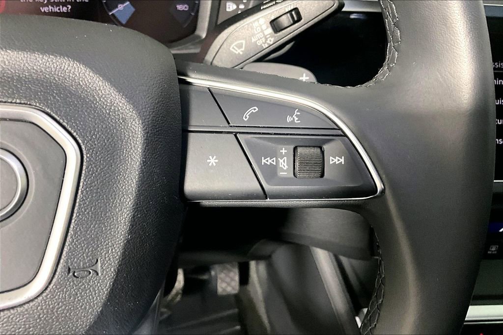 Used 2024 Audi Q3 2.0T Premium Plus w/ Premium Plus Package AWD/4WD image 19