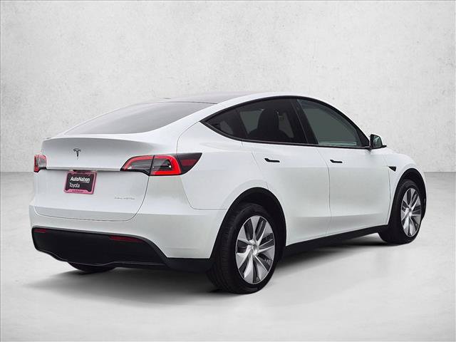 Used 2023 Tesla Model Y Long Range AWD/4WD image 5