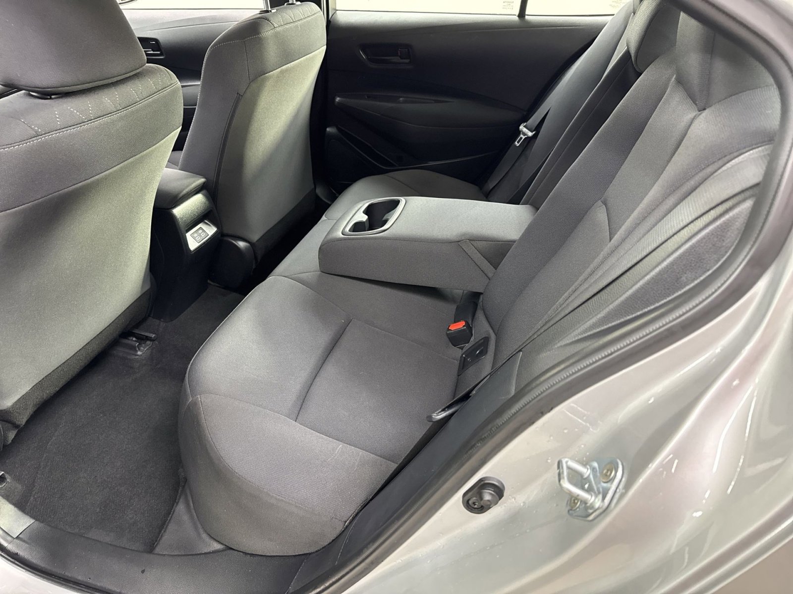 Used 2024 Toyota Corolla LE image 28