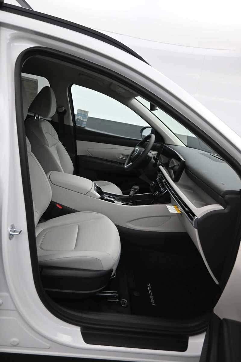 New 2026 Hyundai Tucson SEL image 11