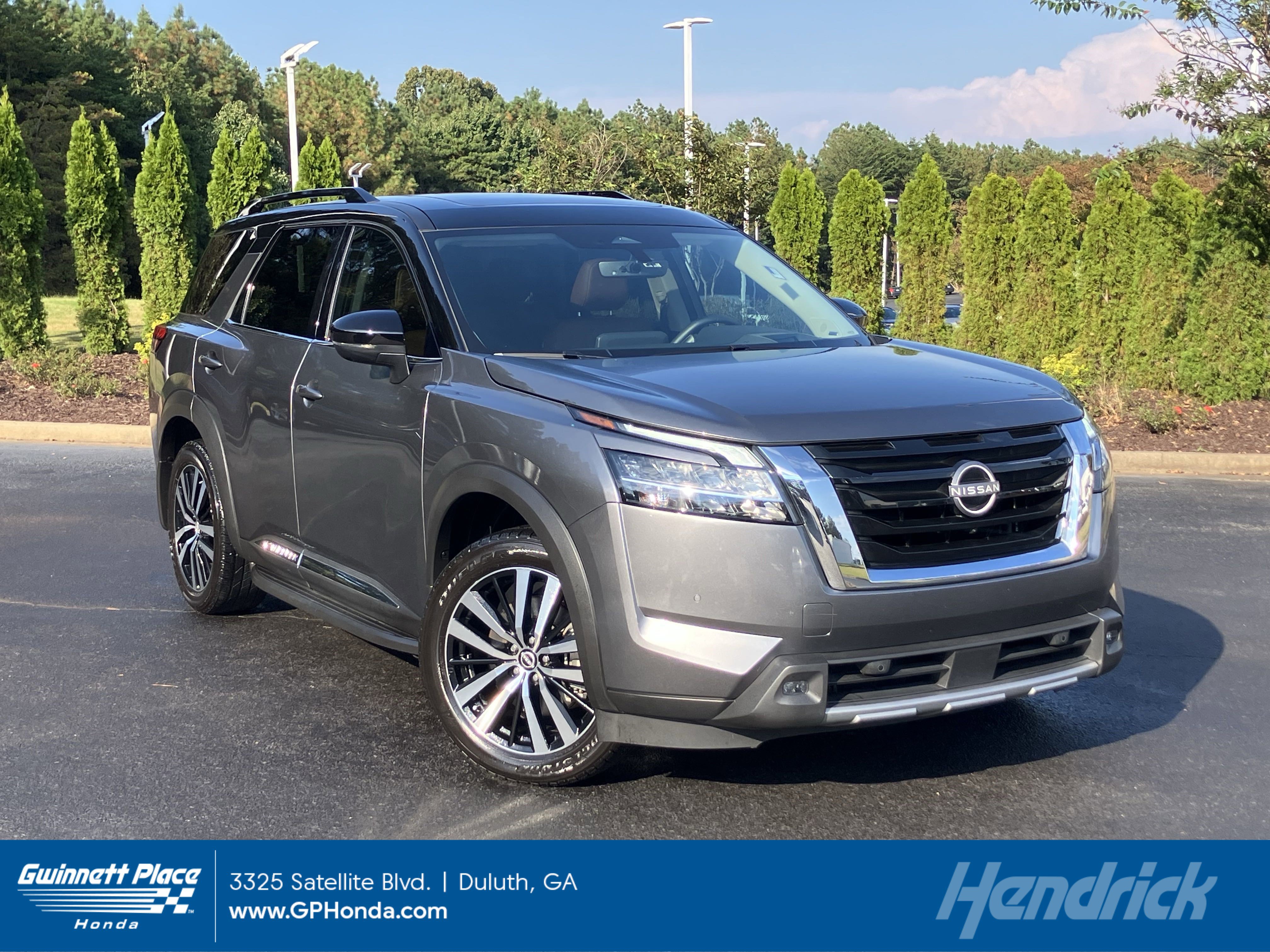 Used 2024 Nissan Pathfinder Platinum