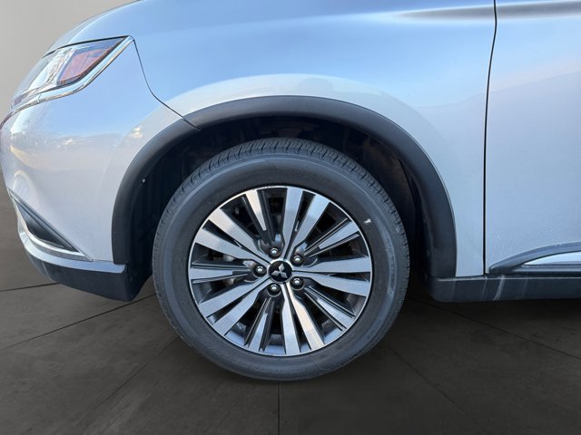 Used 2020 Mitsubishi Outlander SEL image 9