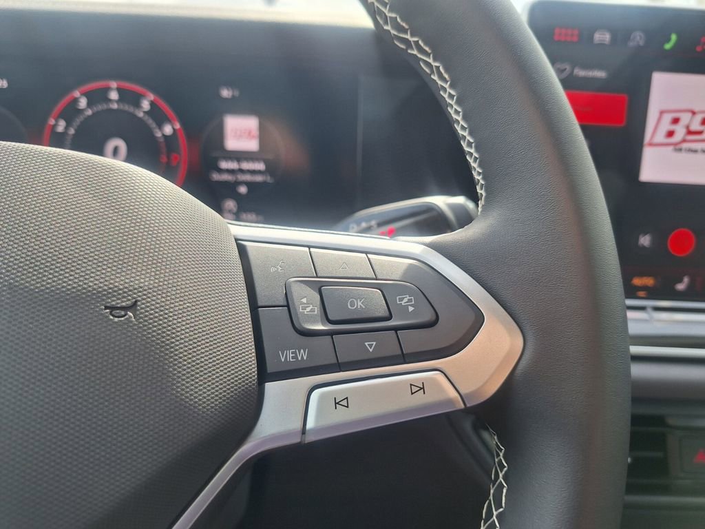 New 2026 Volkswagen Tiguan SE image 14