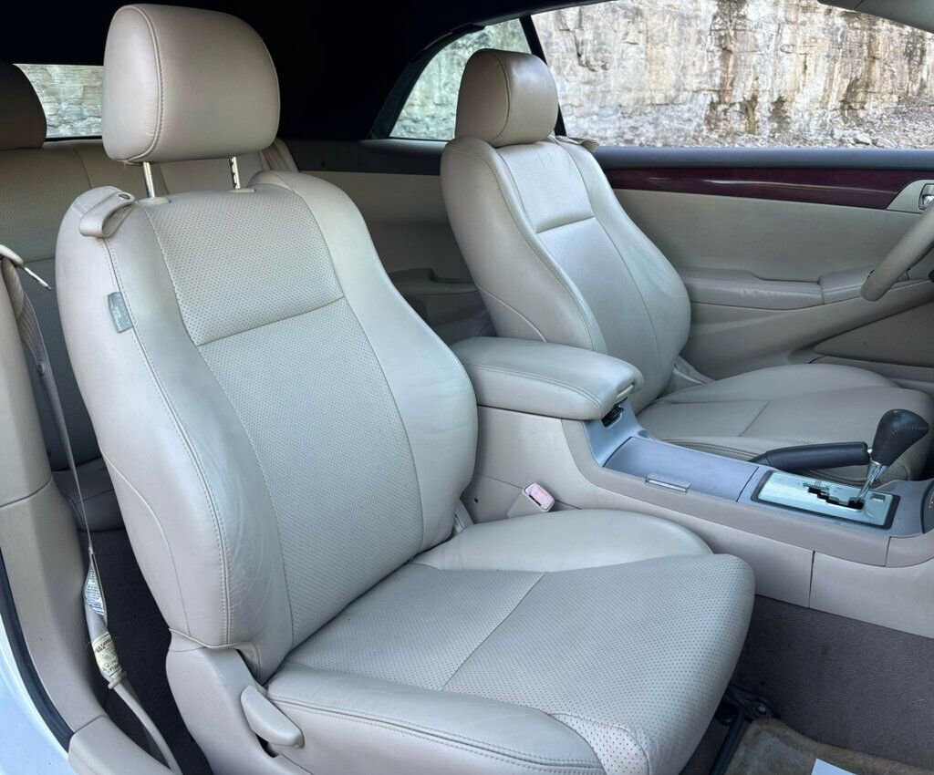 Used 2005 Toyota Solara SE image 12