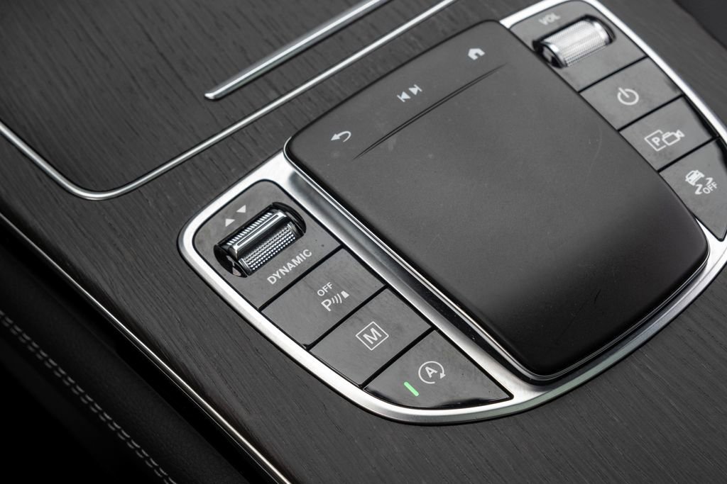 Used 2021 Mercedes-Benz GLC 300 4MATIC w/ AMG Line image 17