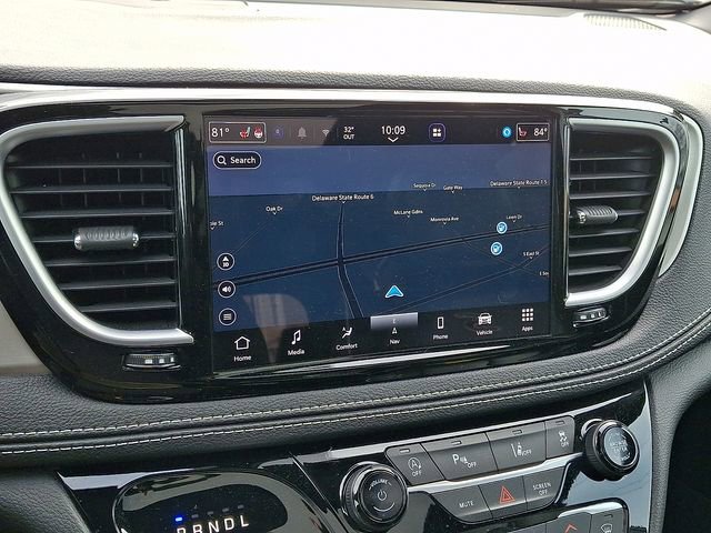 Used 2021 Chrysler Pacifica Limited w/ S Appearance Package image 18