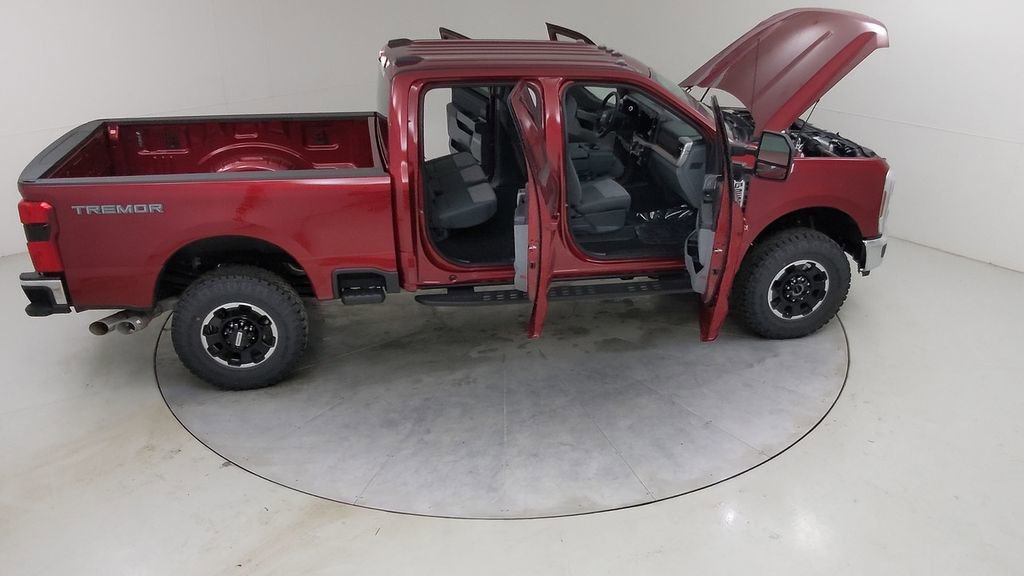 New 2026 Ford F250 XLT w/ XLT Premium Package image 48