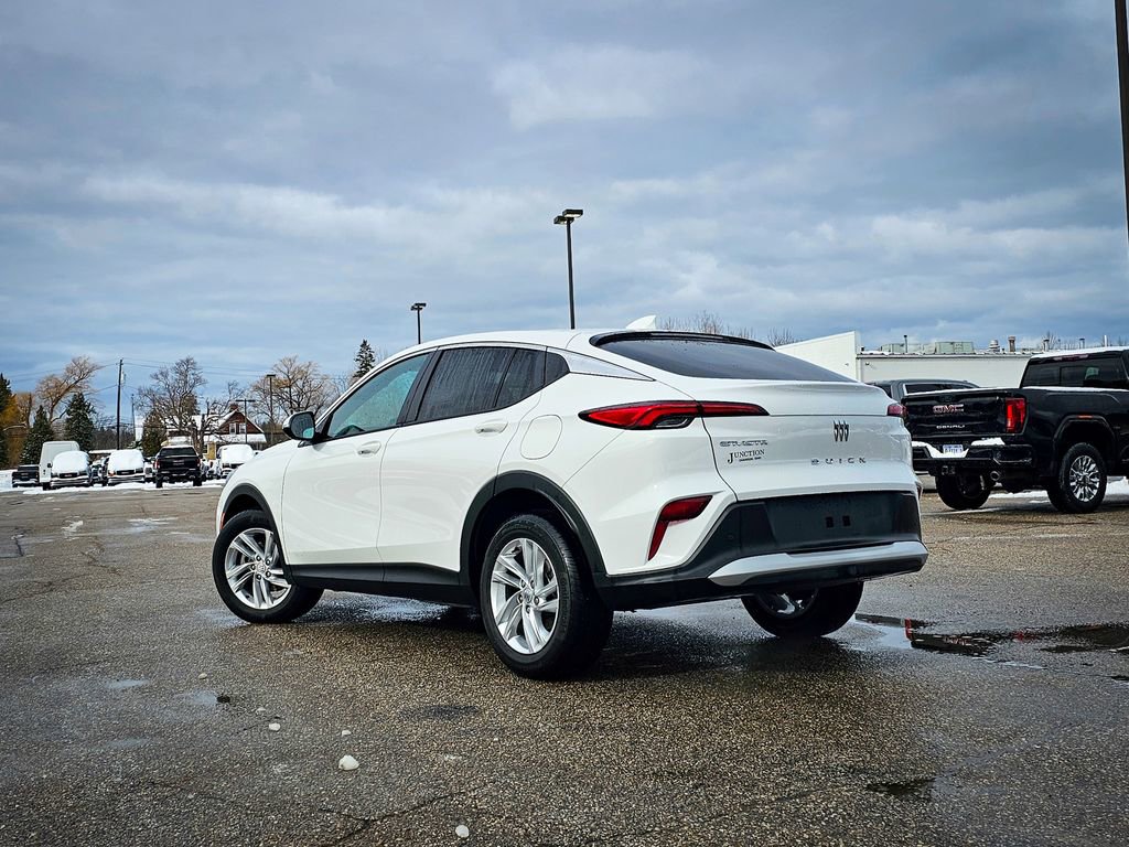 Used 2025 Buick Envista Preferred image 6