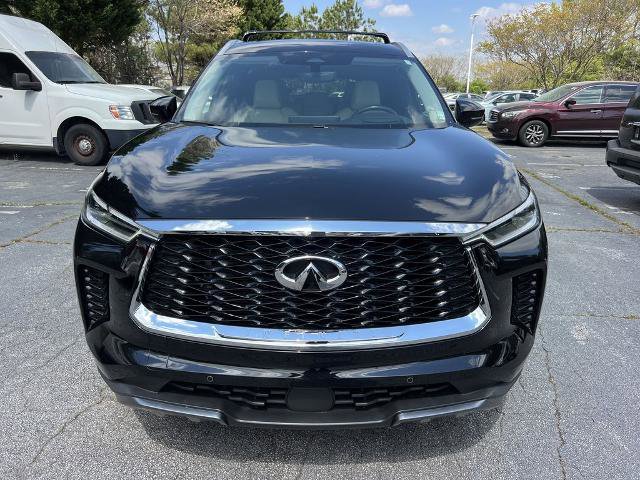 Used 2023 INFINITI QX60 Sensory w/ Vision Package FWD image 2