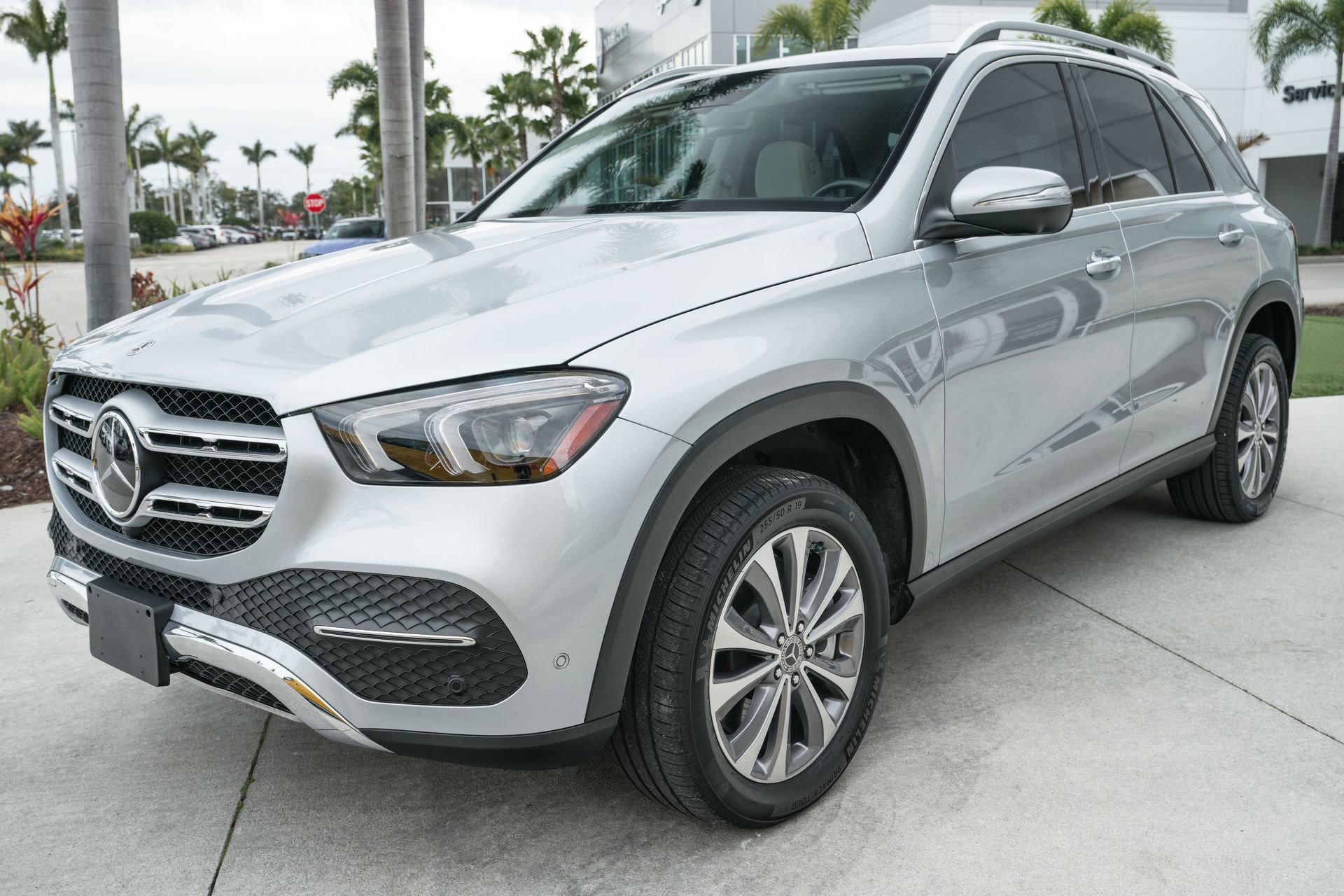 Used 2023 Mercedes-Benz GLE 450 4MATIC image 6