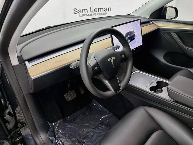 Used 2024 Tesla Model Y Long Range AWD/4WD image 9