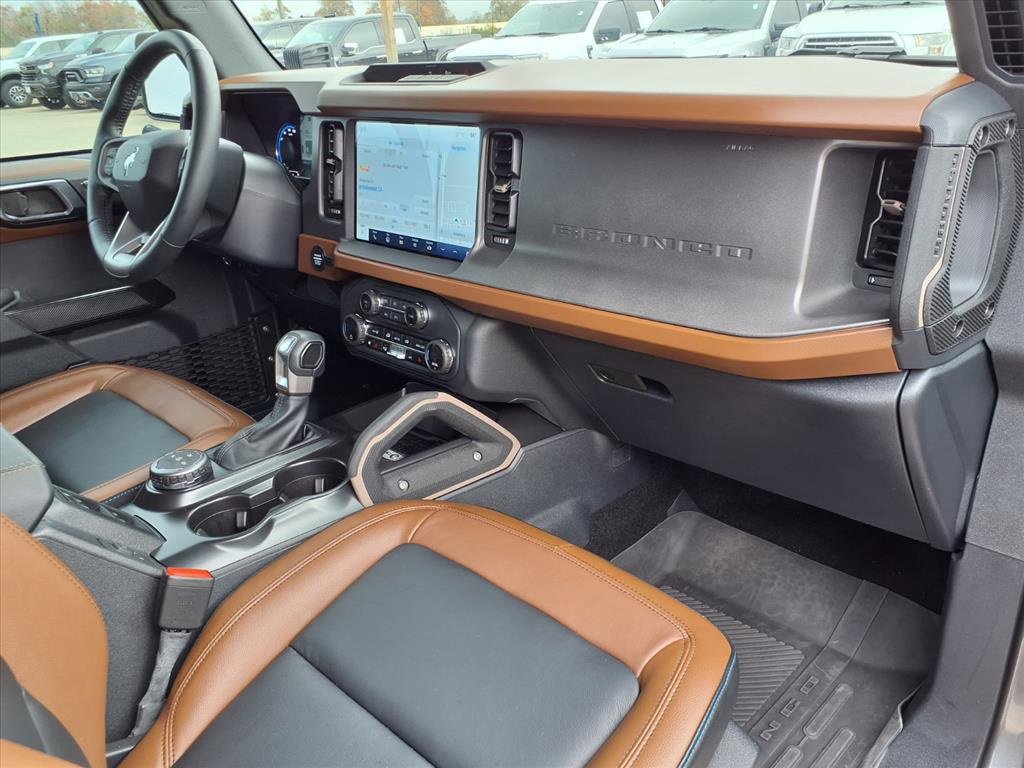 Used 2024 Ford Bronco Outer Banks image 26