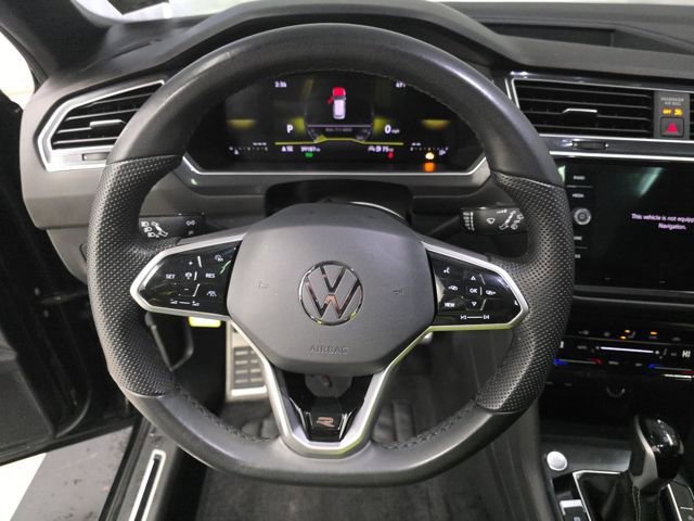 Used 2024 Volkswagen Tiguan SE R-Line image 7