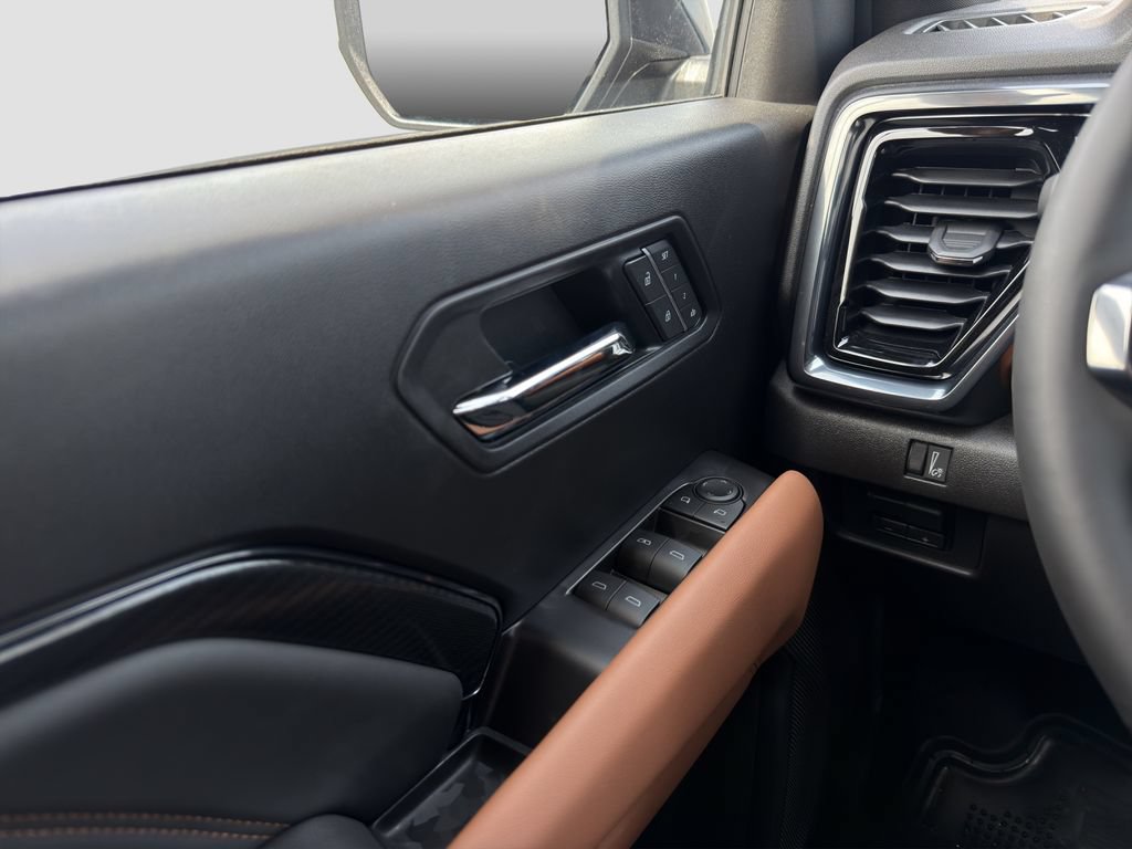 New 2026 GMC Canyon AT4 w/ Technology Plus Package AWD/4WD image 25