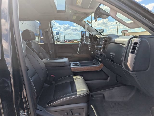 Used 2018 Chevrolet Silverado 2500 High Country w/ Duramax Plus Package AWD/4WD image 3