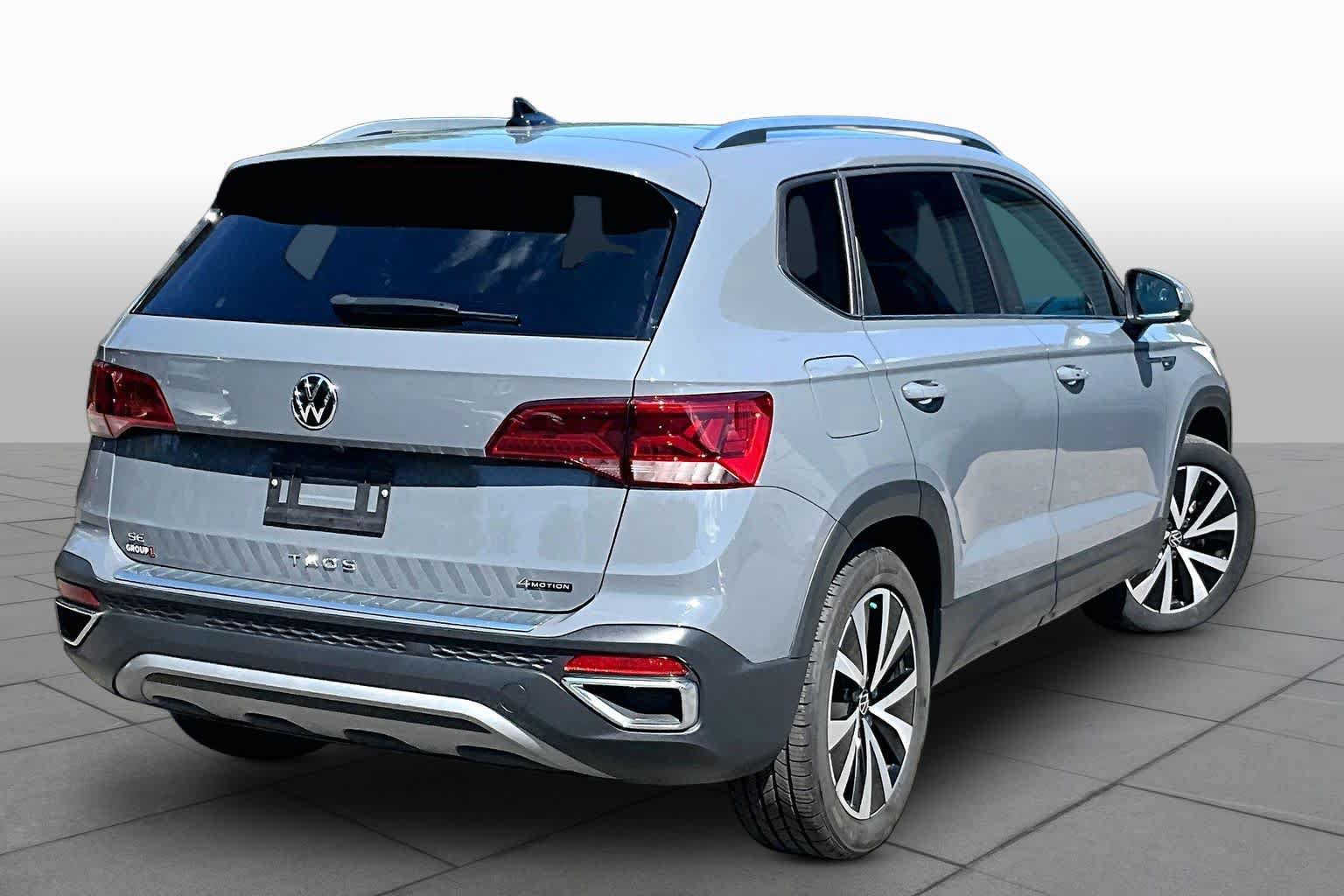Used 2023 Volkswagen Taos SE AWD/4WD image 13