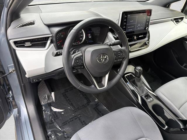 Used 2020 Toyota Corolla SE w/ SE Premium Package image 13