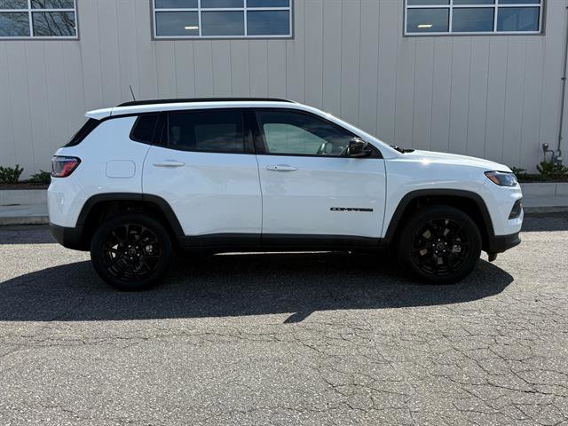 Certified 2026 Jeep Compass Latitude image 21