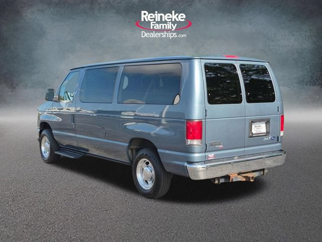 Used 2011 Ford E-150 and Econoline 150 Wagon w/ XLT Premium Pkg RWD image 8