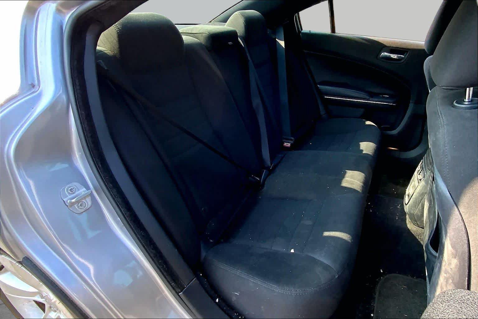 Used 2014 Dodge Charger SE RWD image 20