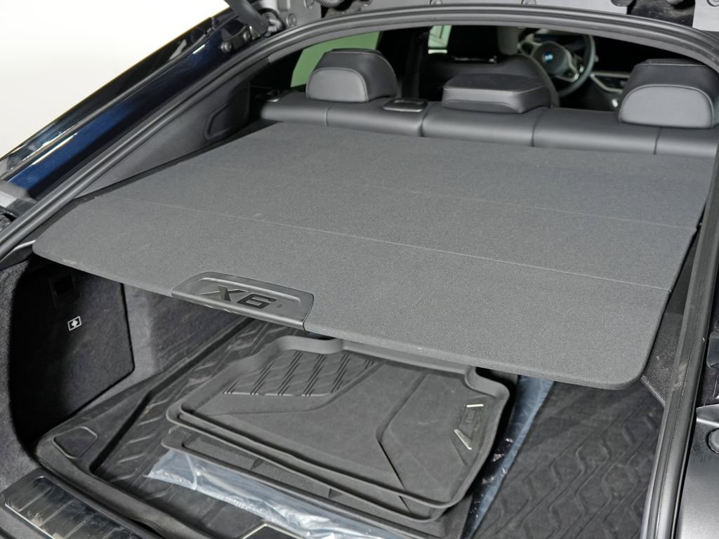 Used 2025 BMW X6 xDrive40i w/ Premium Package image 40