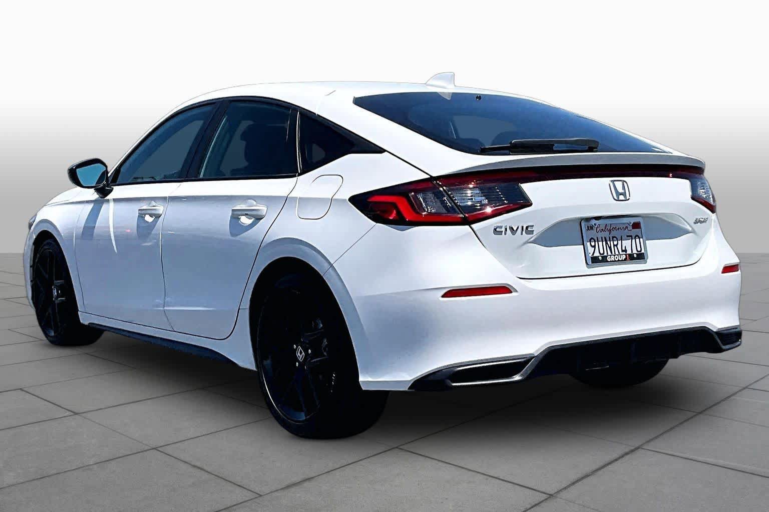 Used 2025 Honda Civic Sport image 11