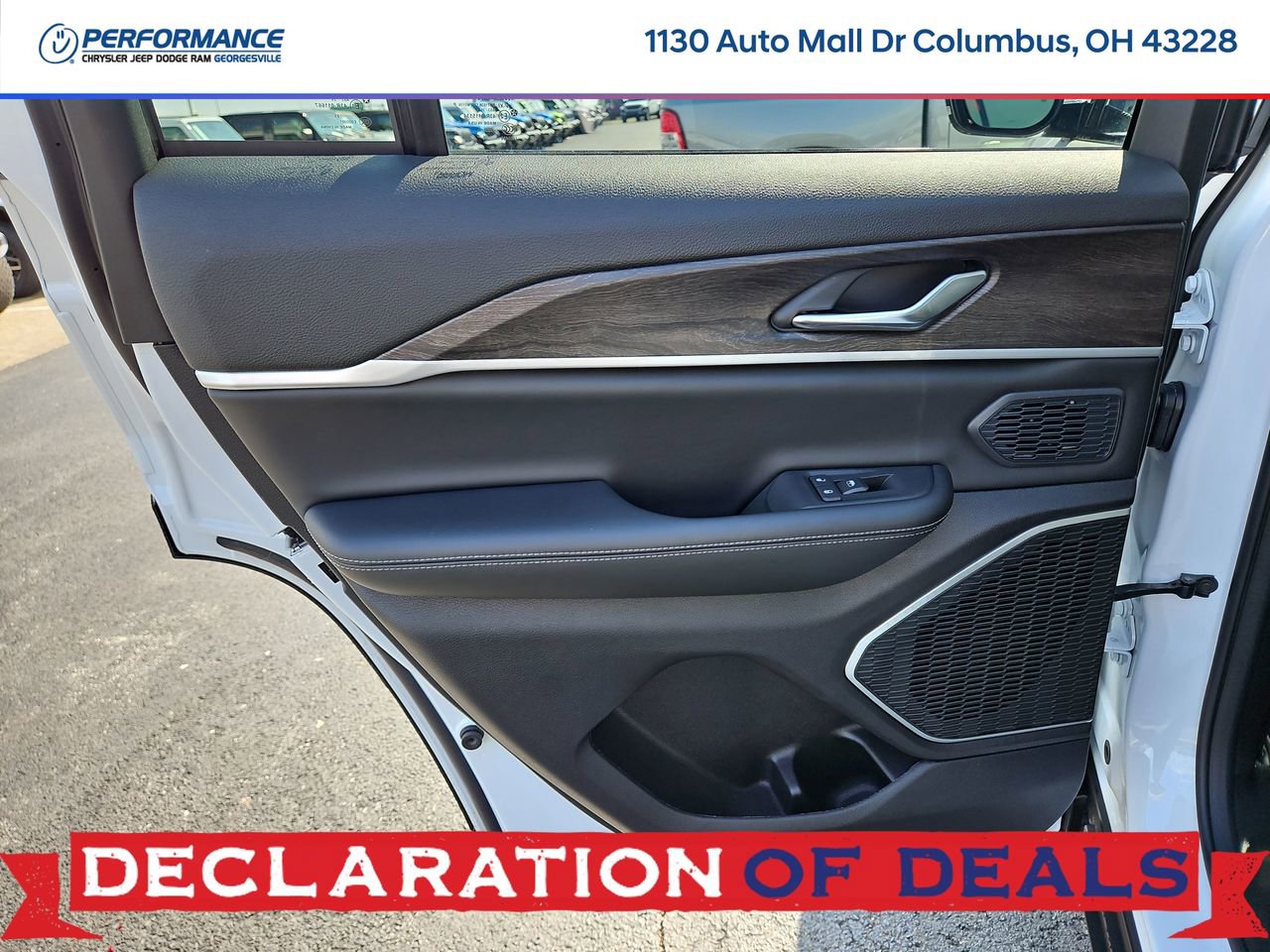 New 2026 Jeep Grand Cherokee Limited w/ Limited Altitude Package AWD/4WD image 14