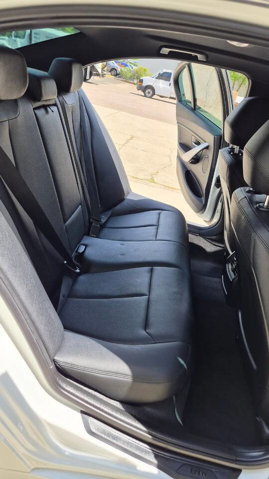 Used 2015 BMW 320i Sedan RWD image 52