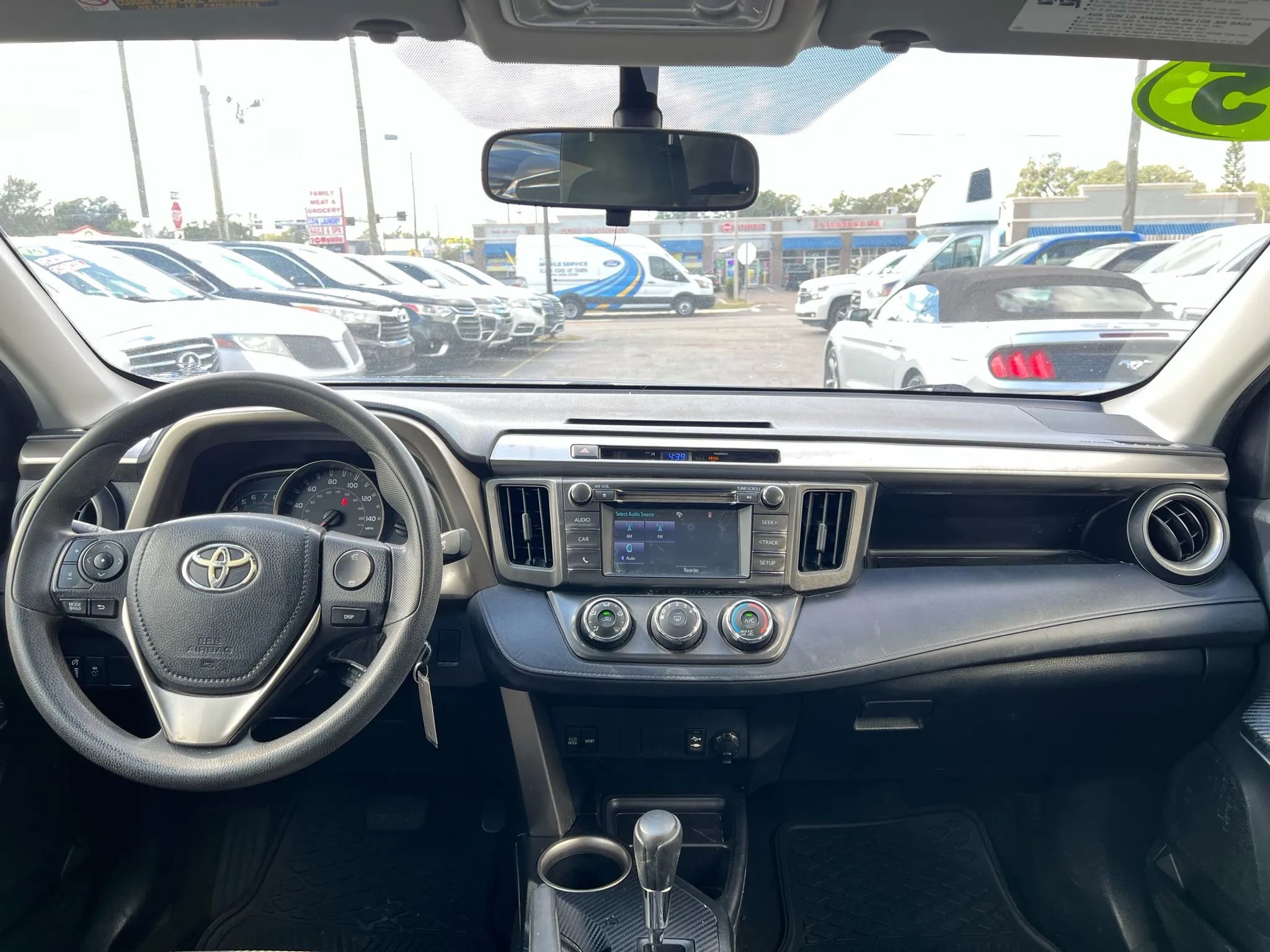 Used 2015 Toyota RAV4 LE image 10