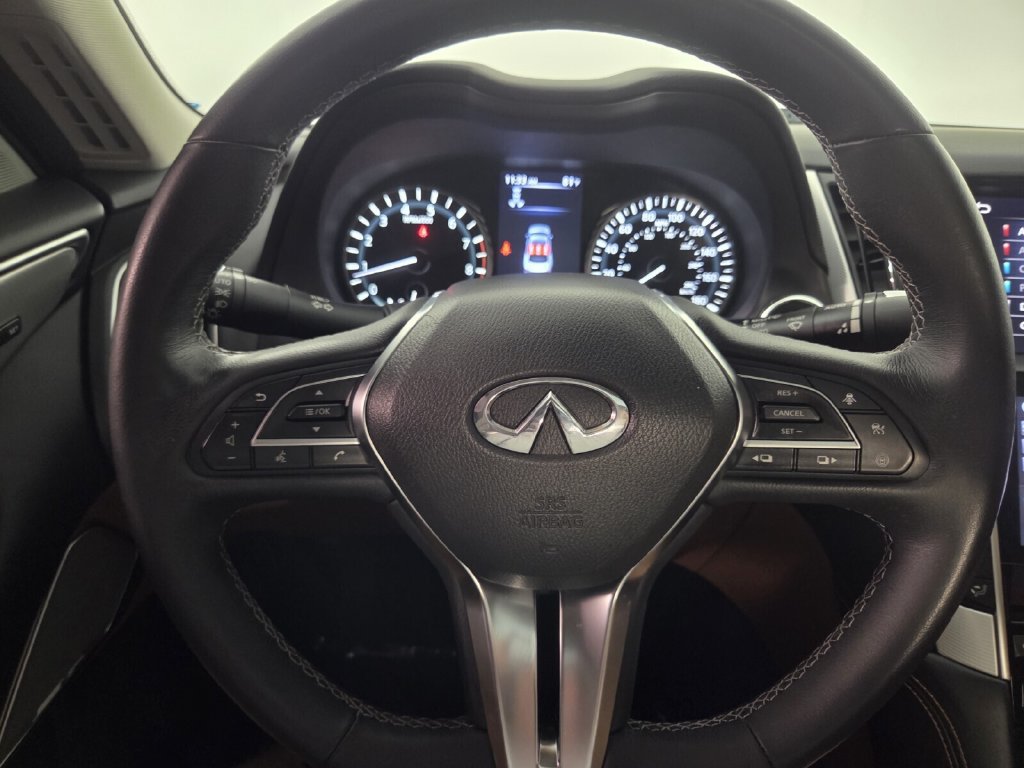 Used 2023 INFINITI Q50 Luxe w/ Cargo Package RWD image 16