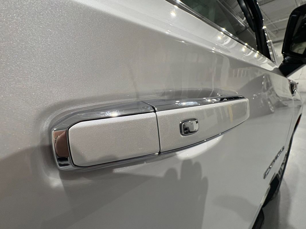 Used 2023 GMC Yukon Denali w/ LPO, Floor Liner Package AWD/4WD image 61