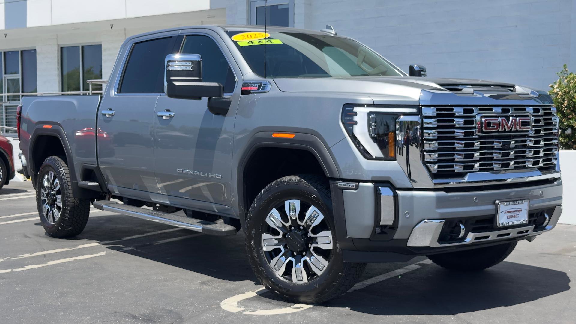 New 2025 GMC Sierra 2500 Denali w/ Denali Reserve Package