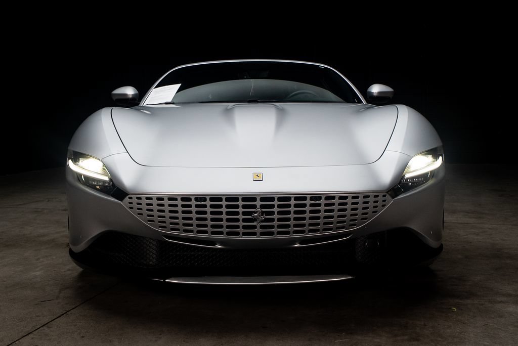 Used 2022 Ferrari Roma RWD image 6