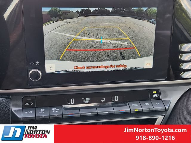 Used 2025 Toyota Camry LE FWD image 18