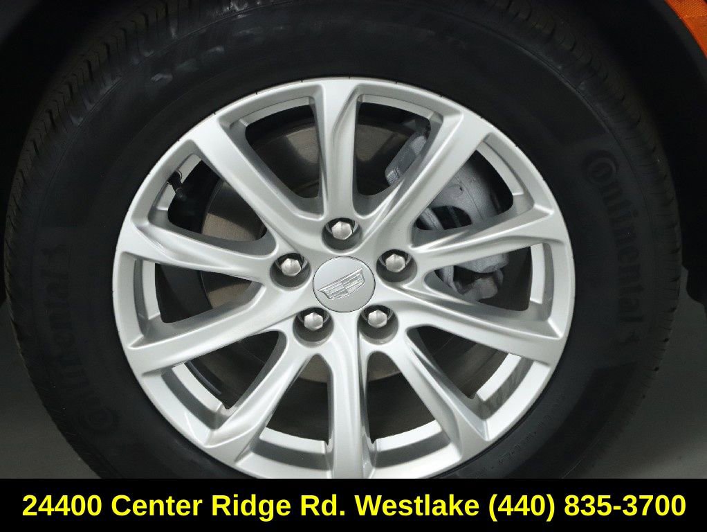 Used 2023 Cadillac XT4 Luxury w/ Cold Weather Package image 10