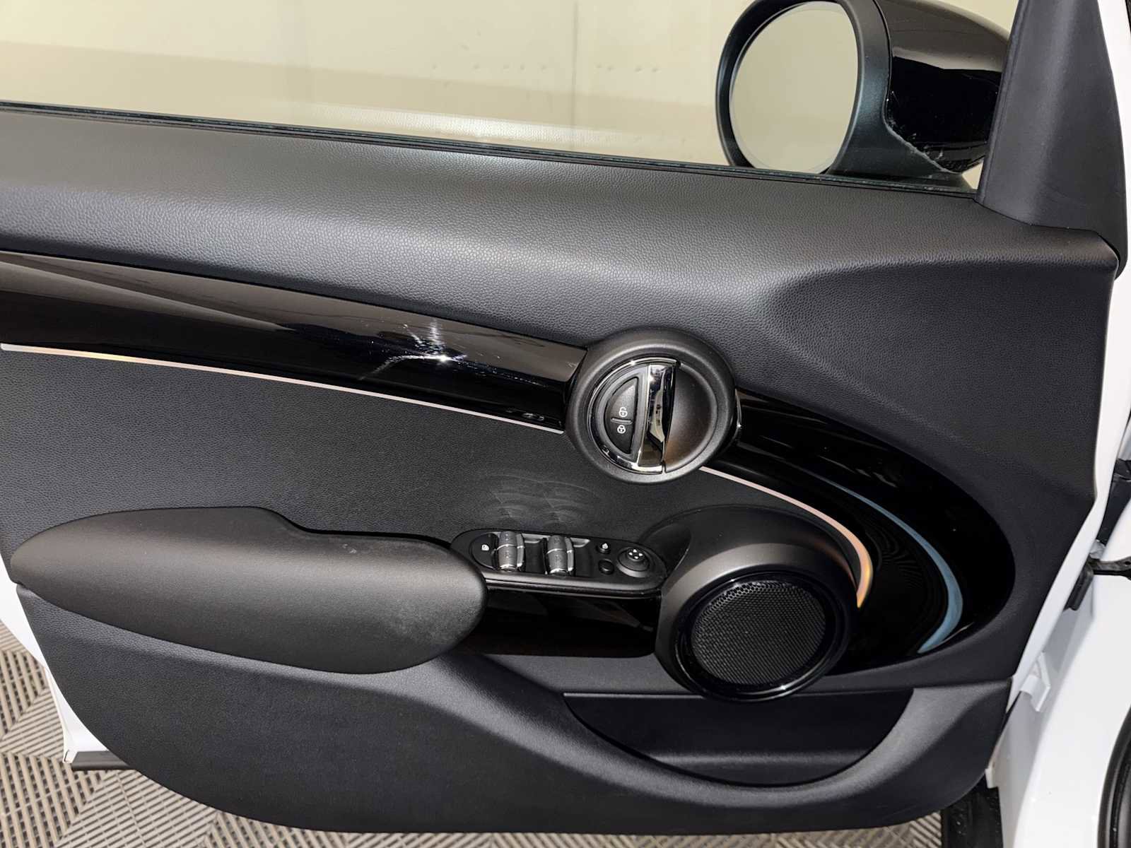 Used 2023 MINI Cooper S image 11