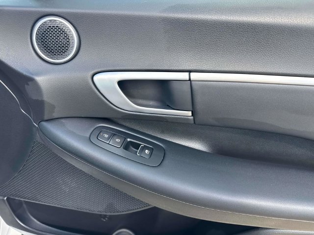 Certified 2026 Hyundai Sonata SEL FWD image 19